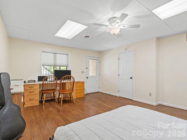 317 Robertson Street, Burnsville, NC 28714