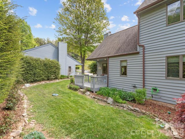 317 Robertson Street, Burnsville, NC 28714