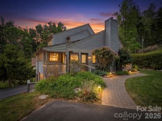 317 Robertson Street, Burnsville, NC 28714