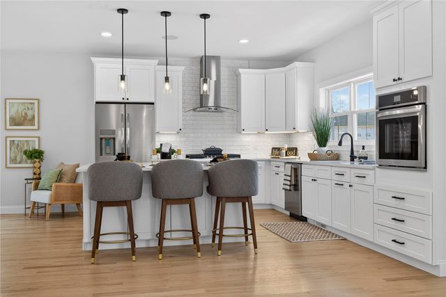 1 Stoneridge Road, Smithfield, RI 02917