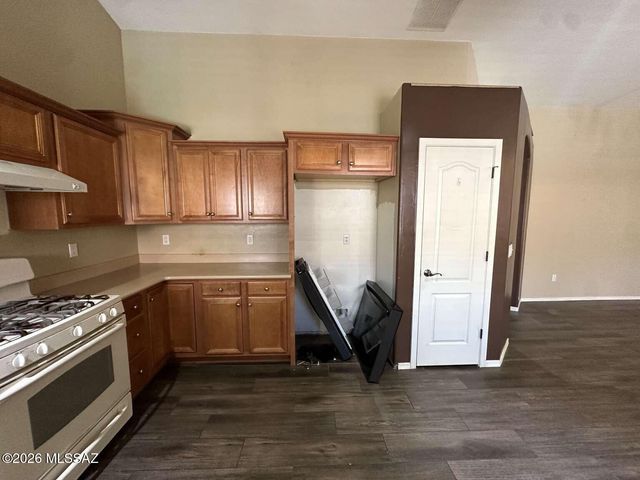 489 S Stone Bench Road, Vail, AZ 85641