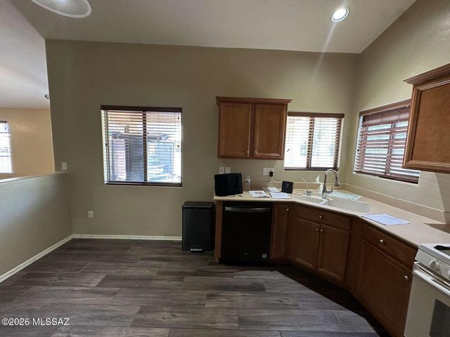 489 S Stone Bench Road, Vail, AZ 85641