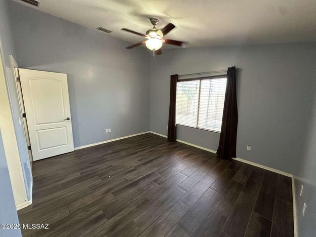 489 S Stone Bench Road, Vail, AZ 85641