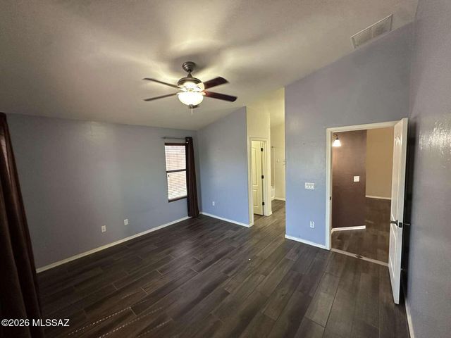 489 S Stone Bench Road, Vail, AZ 85641