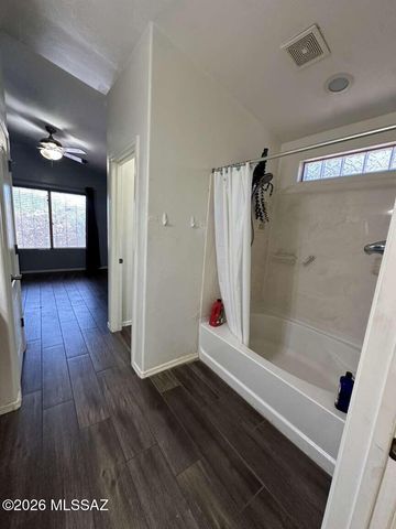 489 S Stone Bench Road, Vail, AZ 85641