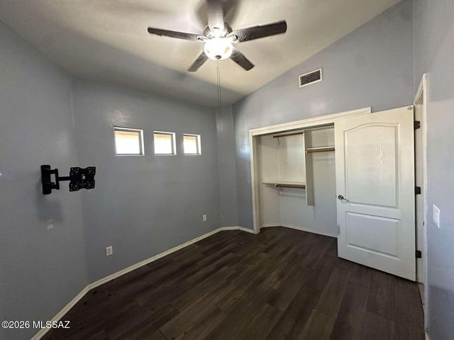 489 S Stone Bench Road, Vail, AZ 85641