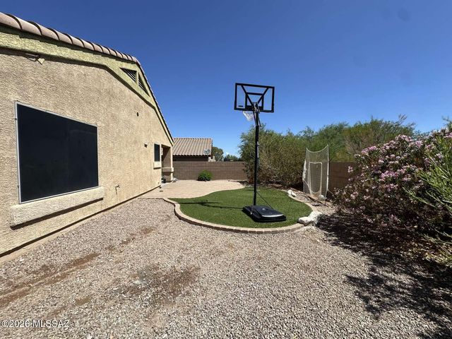 489 S Stone Bench Road, Vail, AZ 85641