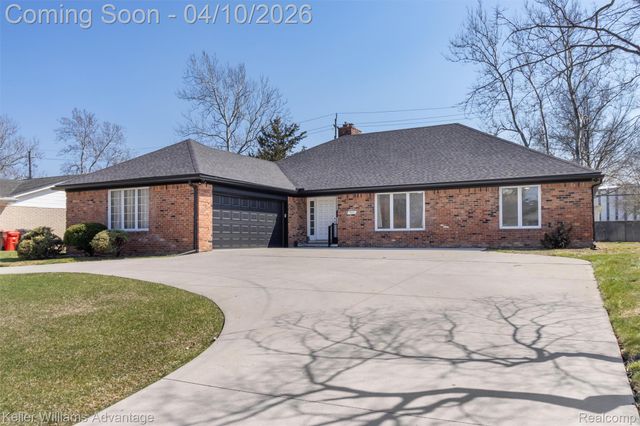 17005 Westland Avenue, Southfield, MI 48075