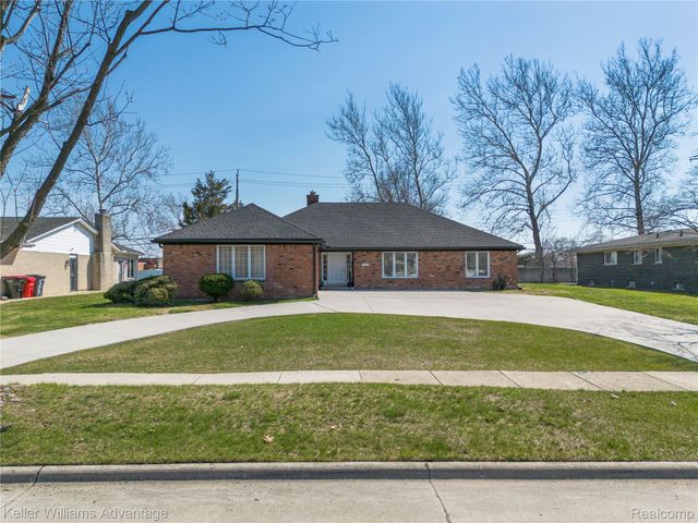 17005 Westland Avenue, Southfield, MI 48075
