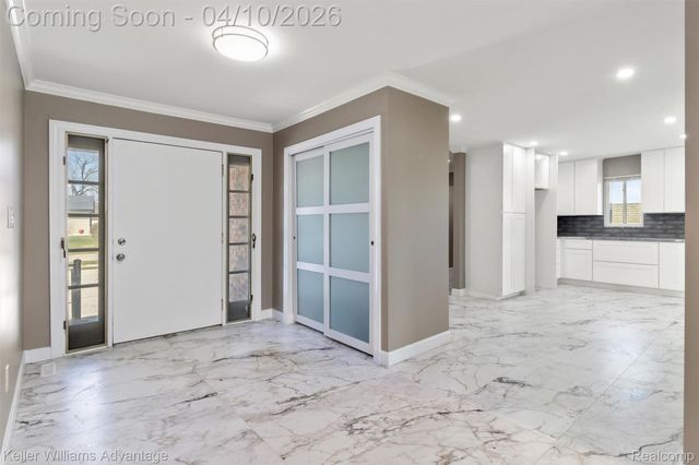 17005 Westland Avenue, Southfield, MI 48075