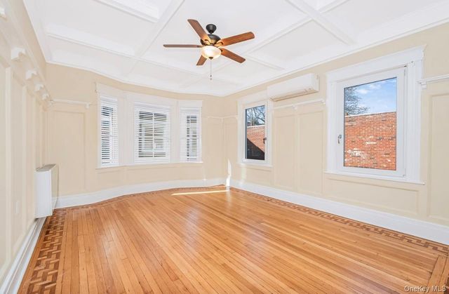 409 W 261st Street 2, Bronx, NY 10471