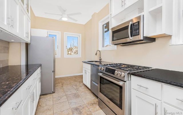 409 W 261st Street 2, Bronx, NY 10471