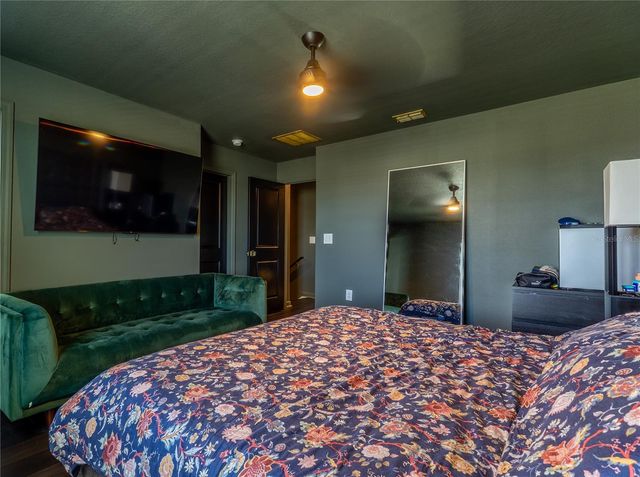 1872 TOHOQUA BOULEVARD, Kissimmee, FL 34744