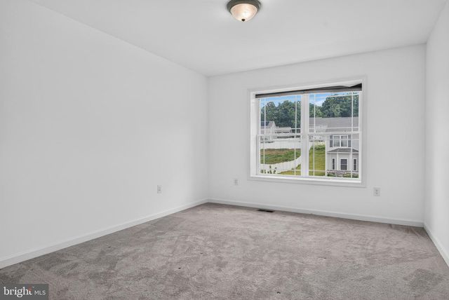 25 STEEPLE CHASE DR, York Haven, PA 17370
