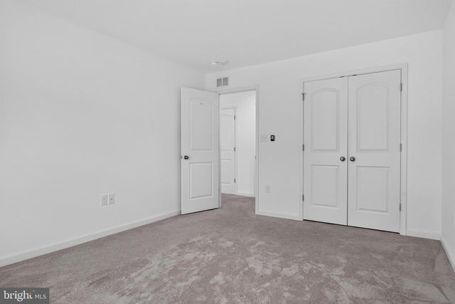 25 STEEPLE CHASE DR, York Haven, PA 17370