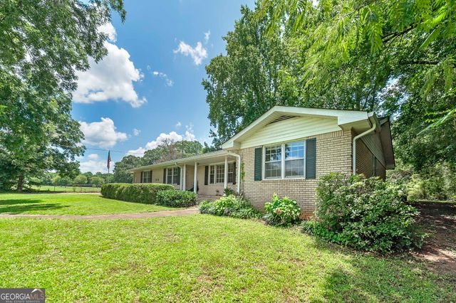 1318 E Lake Road, Mcdonough, GA 30252