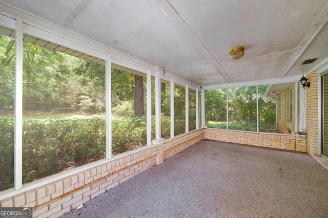 1318 E Lake Road, Mcdonough, GA 30252