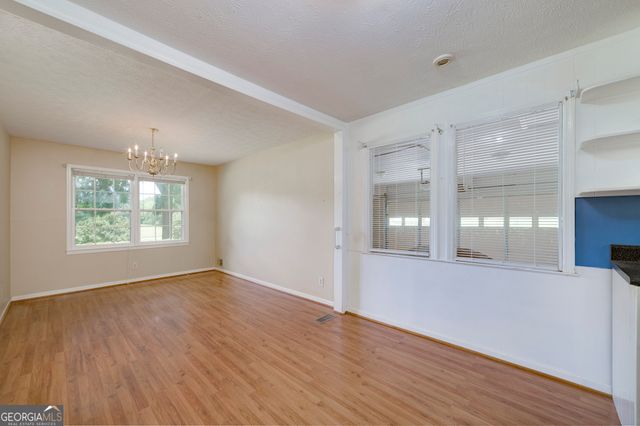 1318 E Lake Road, Mcdonough, GA 30252
