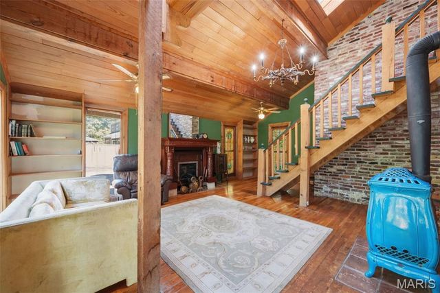 418 Oak Tree Drive, Webster Groves, MO 63119
