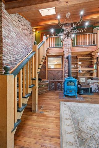 418 Oak Tree Drive, Webster Groves, MO 63119