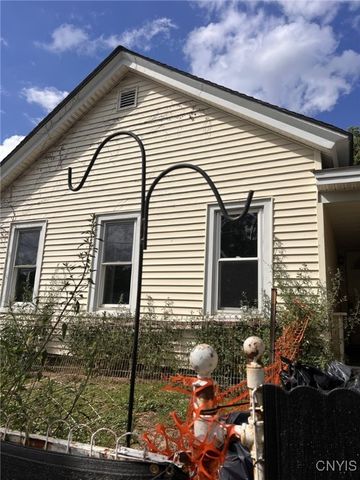 324 2nd Street, Geddes, NY 13209