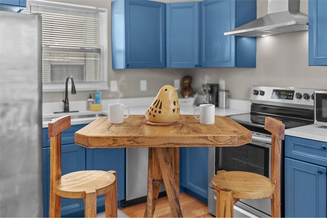 2703 E 15TH AVENUE, Tampa, FL 33605