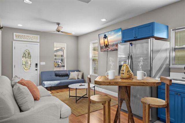 2703 E 15TH AVENUE, Tampa, FL 33605