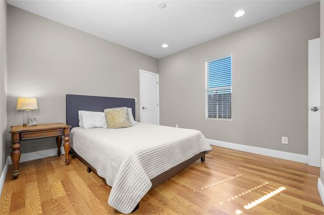 2703 E 15TH AVENUE, Tampa, FL 33605