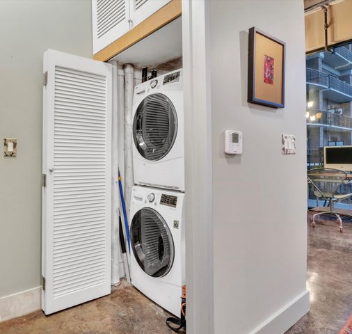 311 W 5th ST 1101, Austin, TX 78701