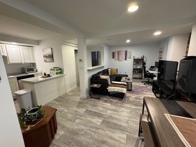 21 Chauncy 1b, Cambridge, MA 02138