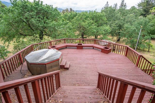18627 Ambleside Lane, Saratoga, CA 95070
