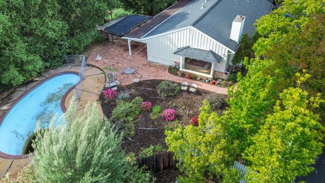 18627 Ambleside Lane, Saratoga, CA 95070