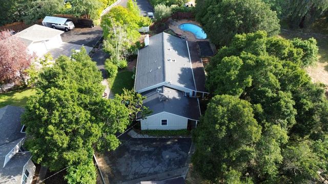 18627 Ambleside Lane, Saratoga, CA 95070