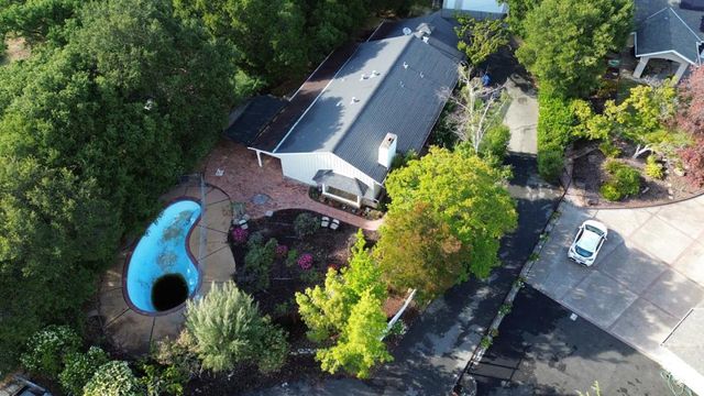18627 Ambleside Lane, Saratoga, CA 95070