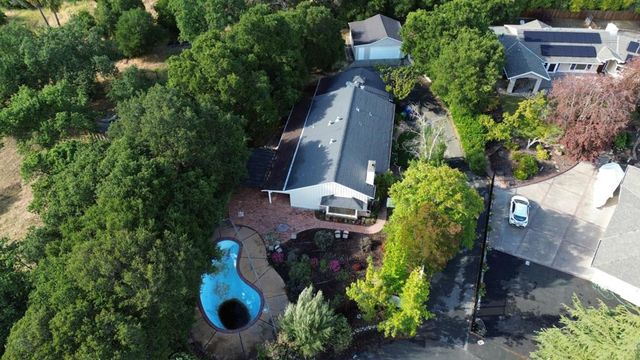 18627 Ambleside Lane, Saratoga, CA 95070