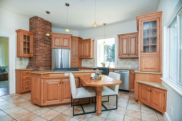 183 Miller Avenue, Portsmouth, NH 03801