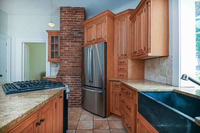 183 Miller Avenue, Portsmouth, NH 03801