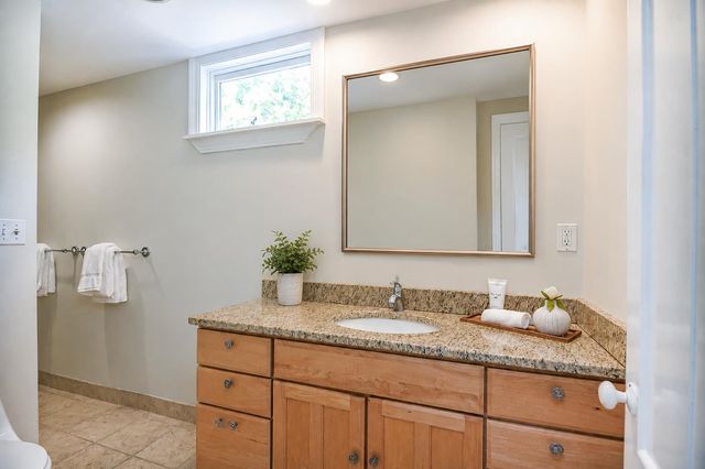 183 Miller Avenue, Portsmouth, NH 03801