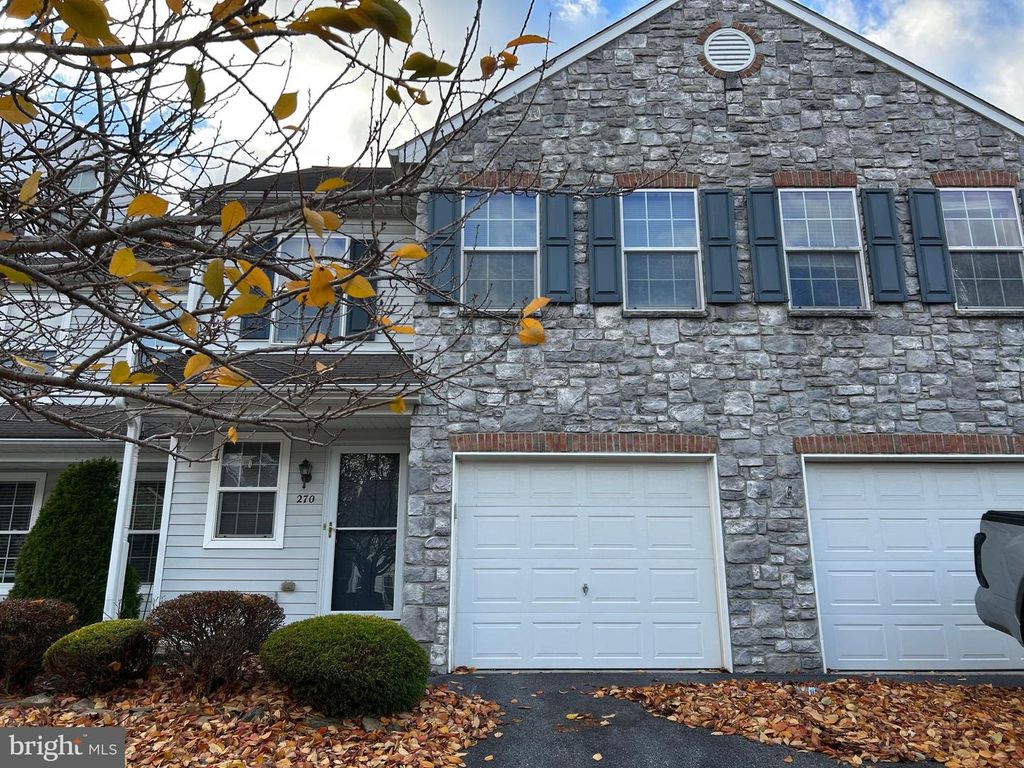 270 BUCKLEY DR, Harrisburg, PA 17112