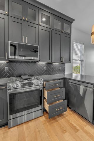 418 Mercomatic Dr, Nashville, TN 37209