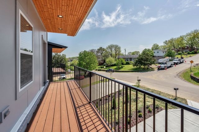 418 Mercomatic Dr, Nashville, TN 37209