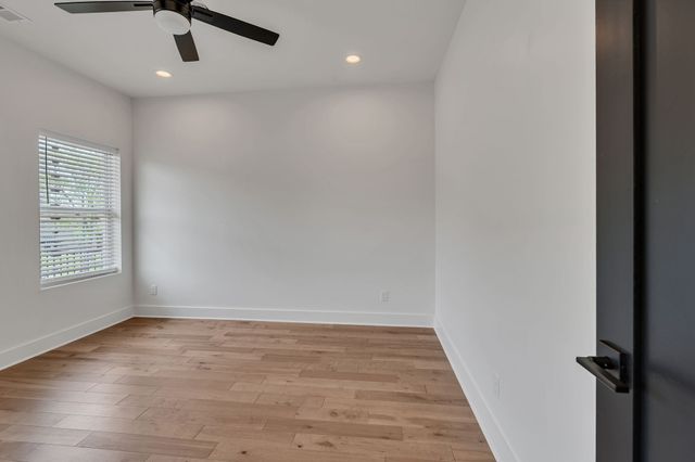 418 Mercomatic Dr, Nashville, TN 37209