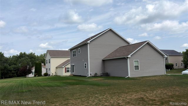 1461 Scotland Yard Drive, Commerce Charter Township, MI 48390
