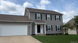 1461 Scotland Yard Drive, Commerce Charter Township, MI 48390
