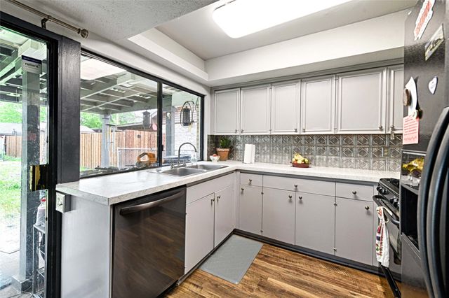 1853 Tompkins Drive, Grand Prairie, TX 75051