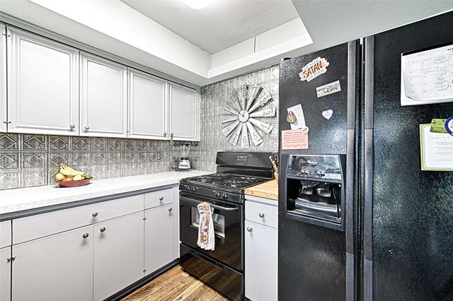 1853 Tompkins Drive, Grand Prairie, TX 75051