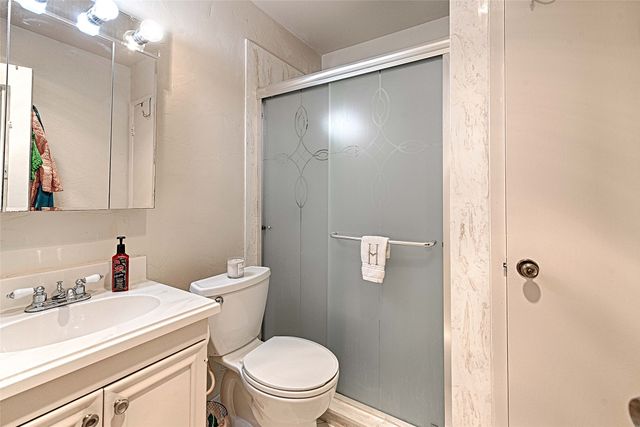 1853 Tompkins Drive, Grand Prairie, TX 75051