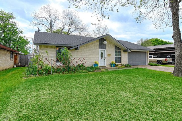 1853 Tompkins Drive, Grand Prairie, TX 75051