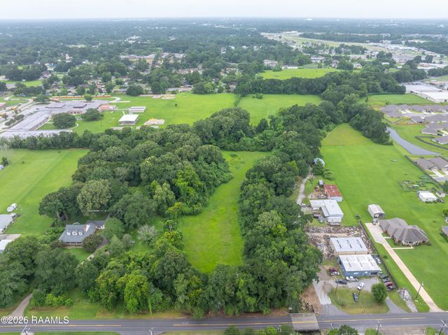 416 E Butcher Switch Road, Lafayette, LA 70507