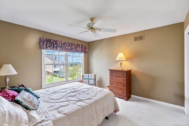 4 Tavistock 4, Cromwell, CT 06416